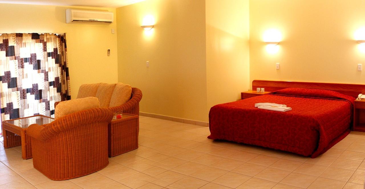 Hotel Elisa อาเพีย ภายนอก รูปภาพ